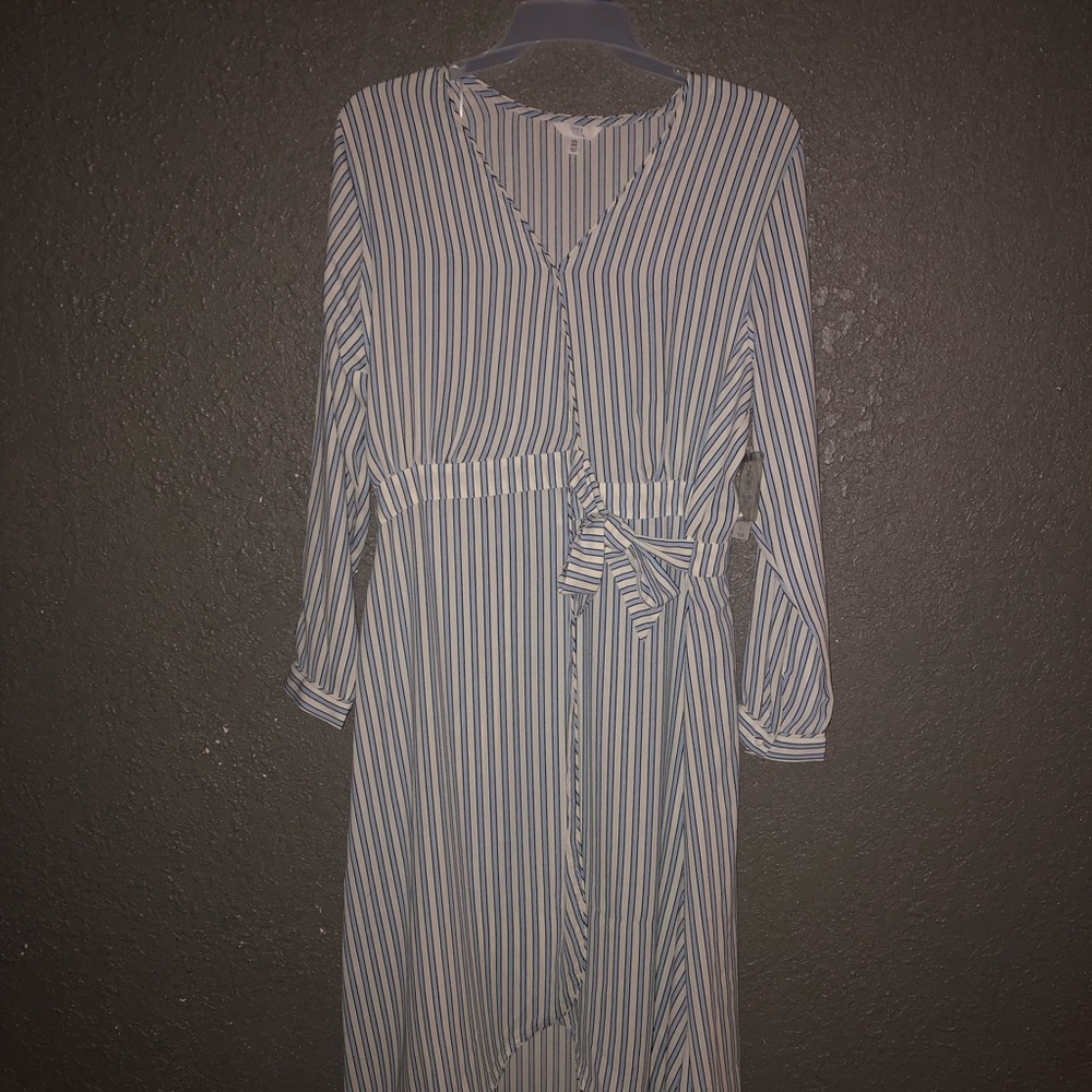 Time and TRU dress Blue and white pin stripes